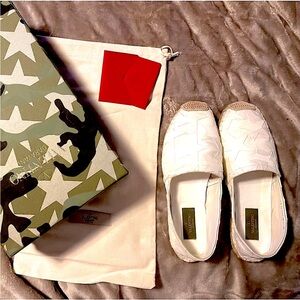 Valentino tennis shoes size 8